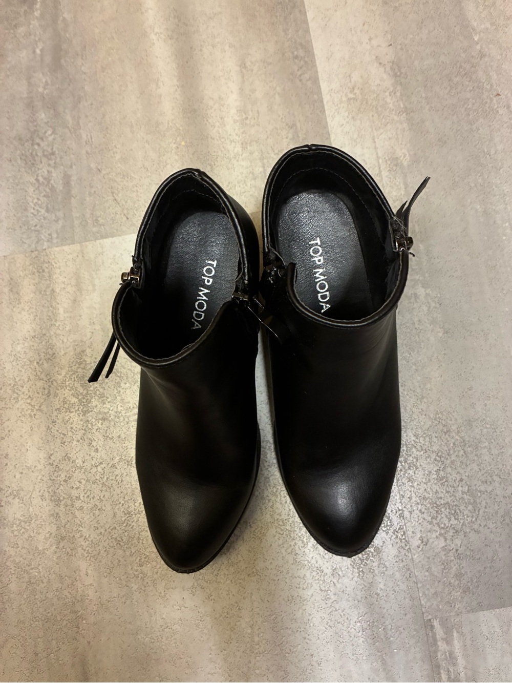 TOP Moda Black Leather-Look Ankle Booties with Tassel Zipper - Picture 2 of 5